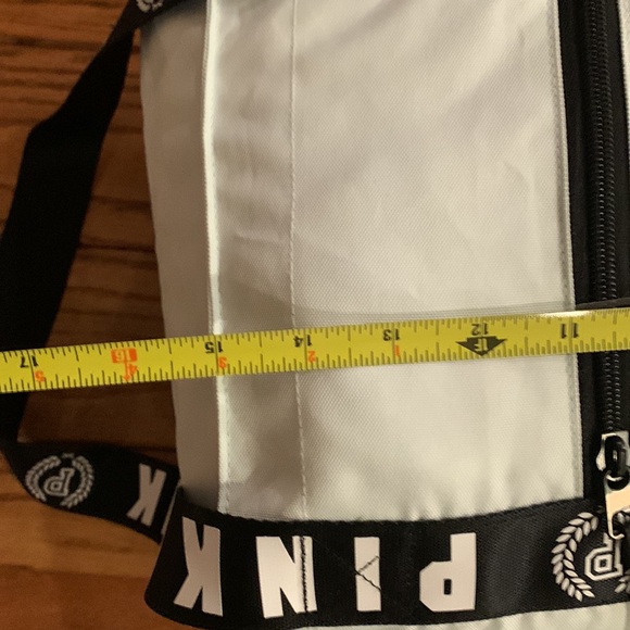 PINK Victoria’s Secret weekender tote bag - Picture 11 of 15